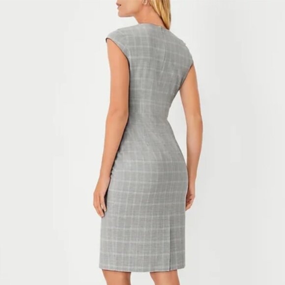 Ann Taylor Light Gray Checkered Pencil Sheath Dress Size 10 Petite NWT - Picture 2 of 8
